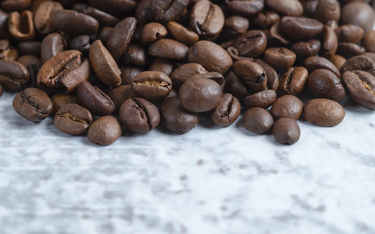Η ιστορία του decaf καφέ χωρίς καφεΐνη Η ιστορία του decaf καφέ χωρίς καφεΐνη